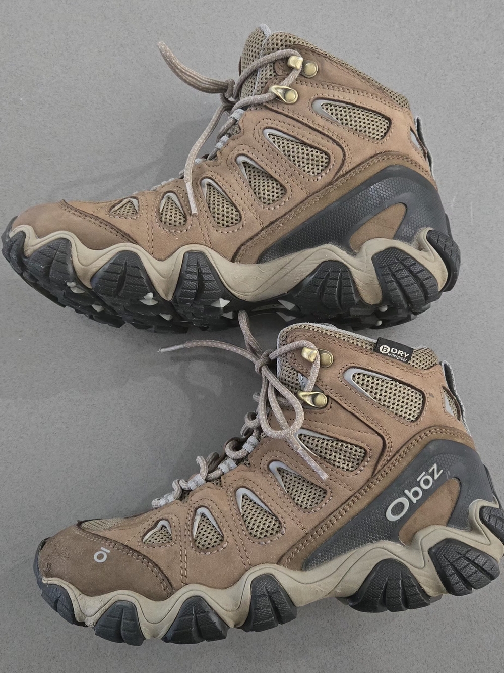 Women's Oboz Athletic Trail Hiking Shoes - In Great Condition